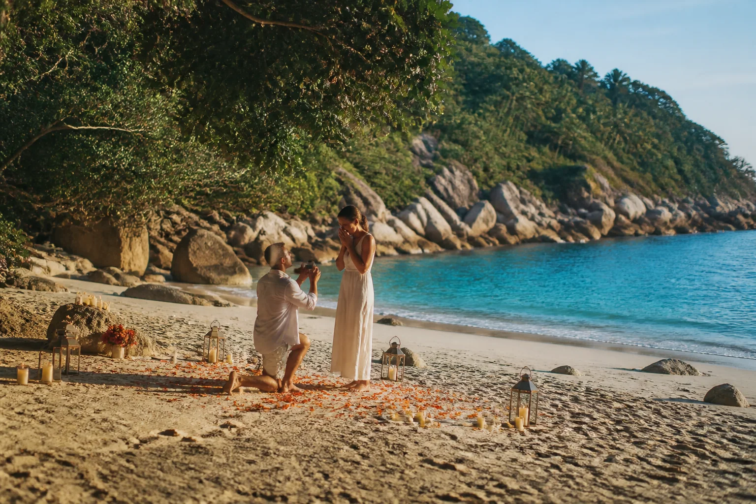 Marriage Proposal at Secret Beach — атмосфера и кадры (hero)